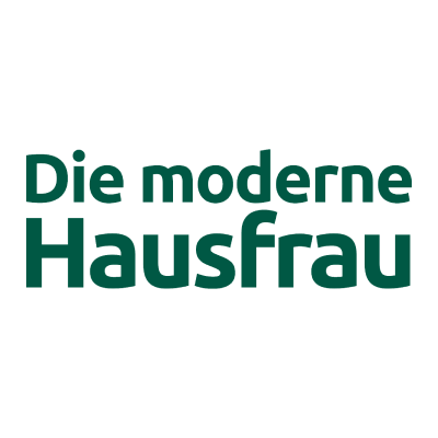 Die moderne Hausfrau AT